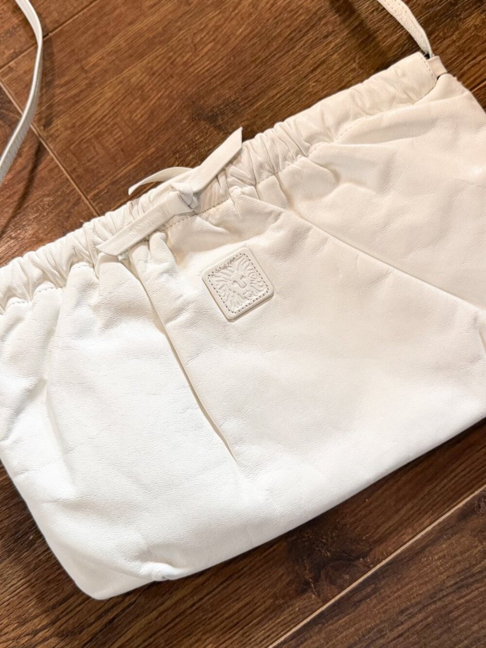 Vintage Anne Klein for Calderon White Lion Logo Clutch Shoulder Bag 11.5” x 7”